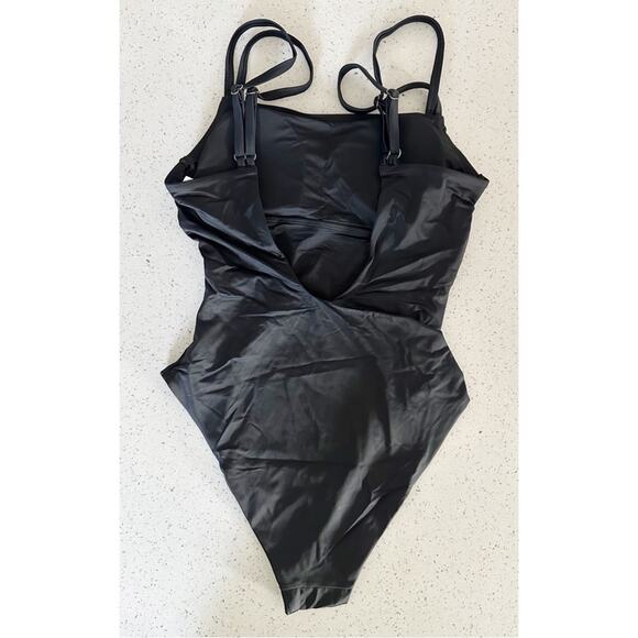 Andie Swim The Rockaway One Piece Swimsuit‎ Bathing Suit Black Size Medium - Picture 3 of 5